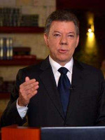 Santos resultó electo en segunda vuelta 