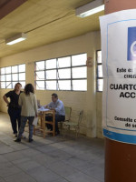 Así es el cuarto oscuro accesible para votar