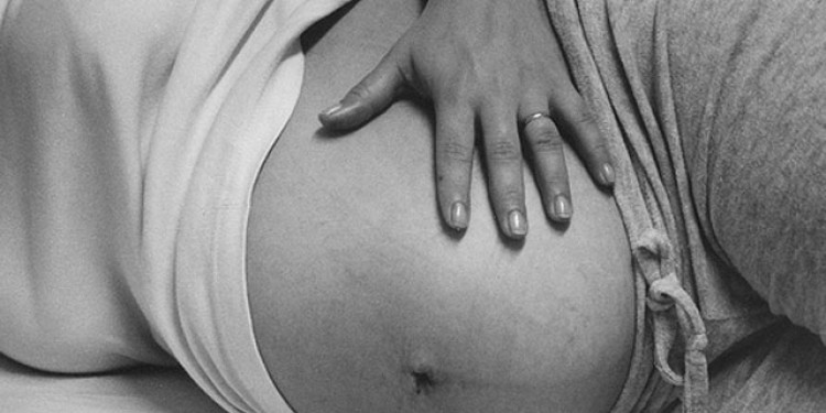 Advierten sobre la gravedad de los cuadros de coronavirus en personas embarazadas