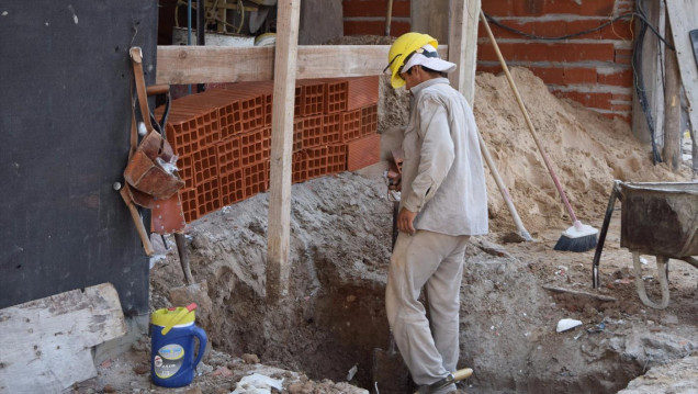 imagen Casi 8 millones de argentinos tienen un empleo precario