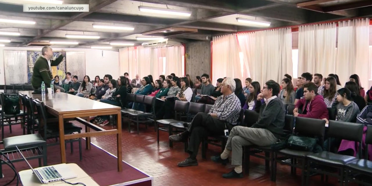 Encuentro de periodismo y gestión cultural