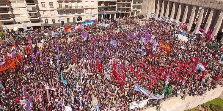 Encuentro Nacional de Mujeres: "Algo cambia en cada mujer que participa"