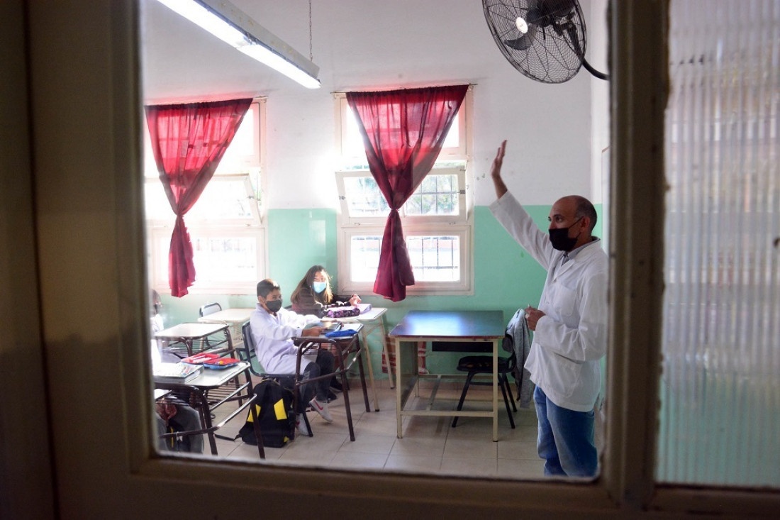 La DGE dispuso dejar sin efecto el protocolo sanitario que regía en las escuelas por COVID