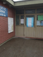 Analizan el agua de una escuela para conocer la causa de una intoxicación masiva
