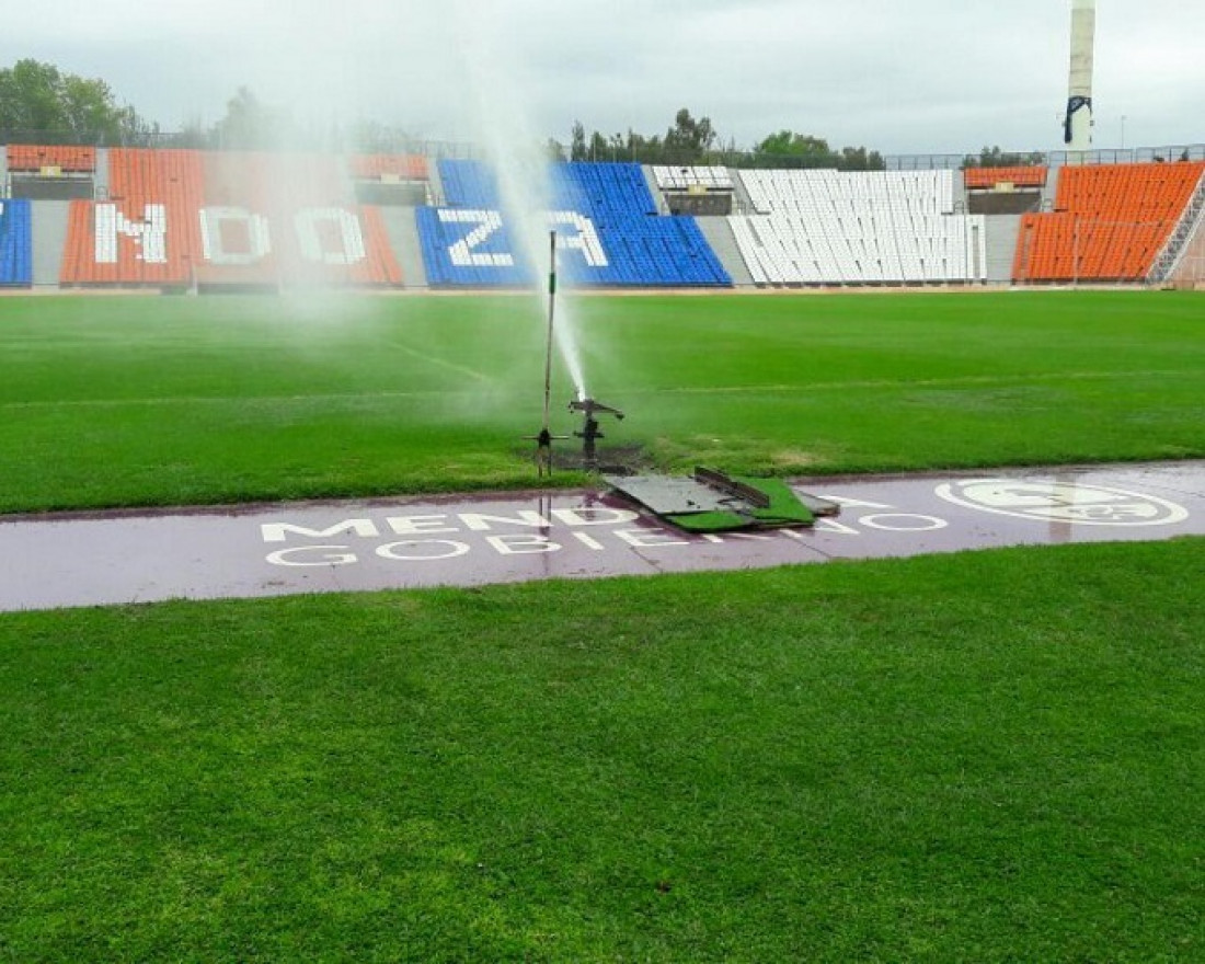 "Se ha abierto una puerta para que Mendoza reciba Argentina -Uruguay"