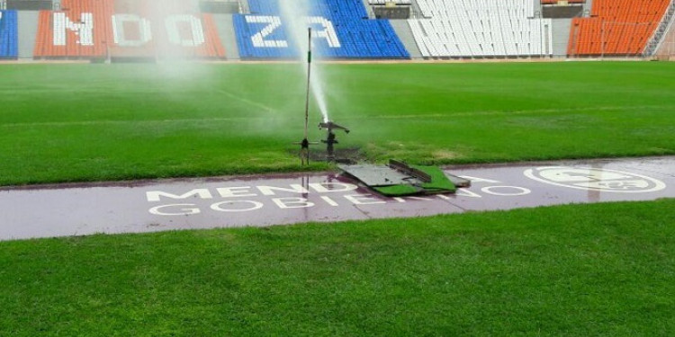 "Se ha abierto una puerta para que Mendoza reciba Argentina -Uruguay"