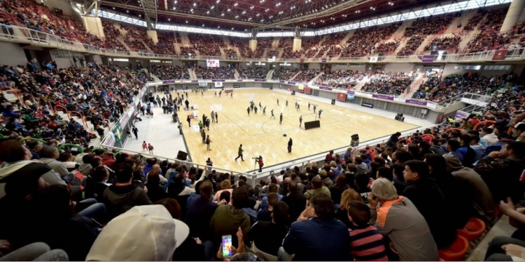 El inactivo Estadio Cubierto provincial "resucitará" en febrero 