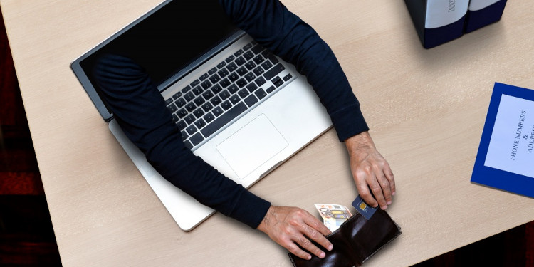 Estafas online: advierten sobre el peligro de pactar transacciones por redes sociales