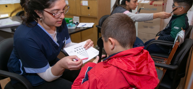 Equipo de la UNCUYO estudia cómo aprenden a leer en la primaria a través de movimientos oculares