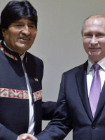 Bolivia quiere que sus militares se capaciten en Rusia