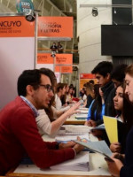 Estudiantes universitarios en primera persona