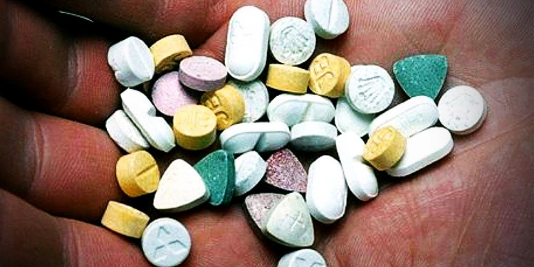 Polémica por proyecto de "controles de calidad" de pastillas de éxtasis