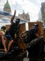 Violencia social: qué cambió en 20 años y cómo la economía, la política y las redes erosionan los vínculos colectivos