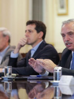 Alberto Fernández se reúne con un grupo de gobernadores en busca de apoyo para avanzar contra la Corte