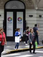 El Gobierno nacional comunicó el cierre del Inadi, creado en los 90 con espíritu antidiscriminatorio