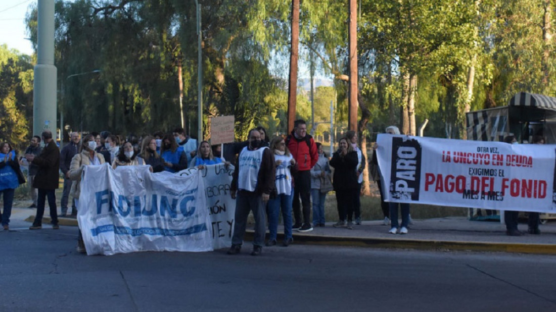 Nuevo paro de docentes de la UNCUYO 