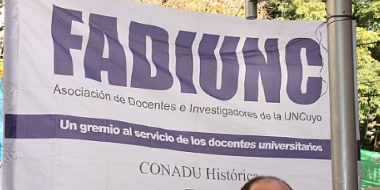 Sigue el paro en la UNCuyo y colegios dependientes