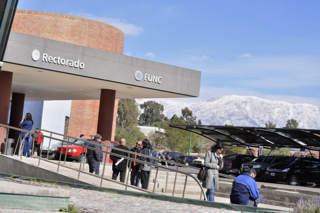 Comenzó la paritaria de los trabajadores de Universidades Nacionales