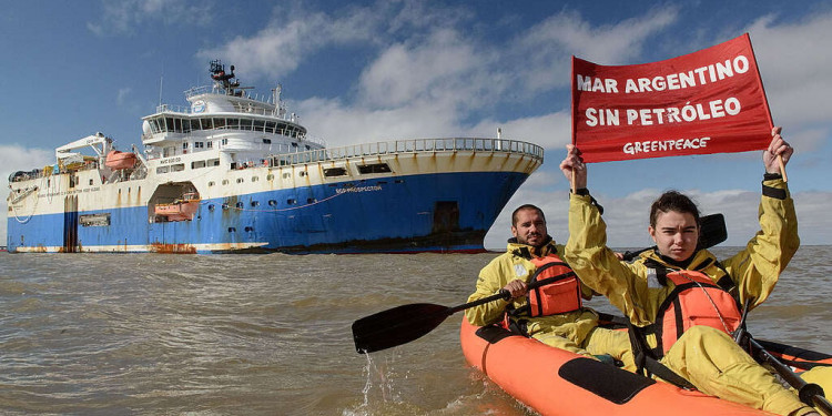 Empezaron los bombardeos acústicos en el Mar Argentino y ambientalistas renovaron las alertas