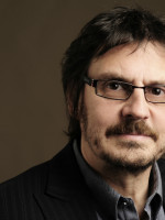 Esta viernes, Felipe Pigna disertará en Las Heras