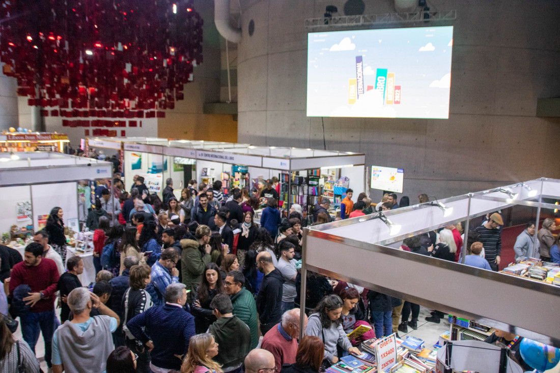 Concluyó con éxito la Feria Internacional del Libro en Mendoza: más de 60.000 personas la visitaron