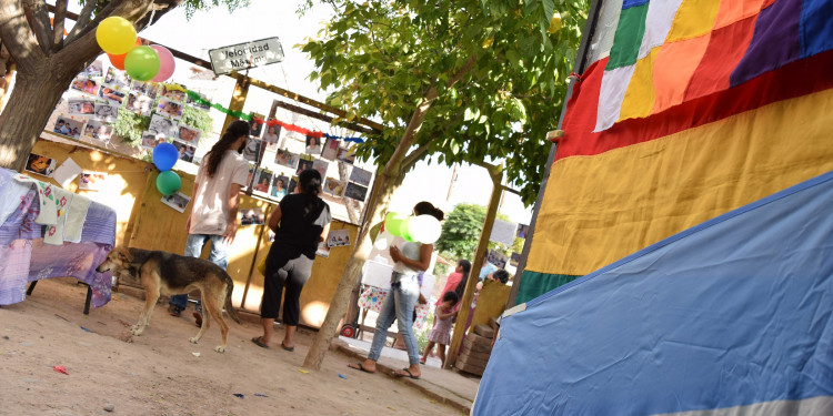 Un carrito de saberes en la Feria Popular de Guaymallén 