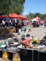Feriantes de Guaymallén se manifestaron tras el desalojo