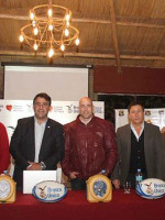Fernet Branca entregó desfibriladores a los clubes de Mendoza
