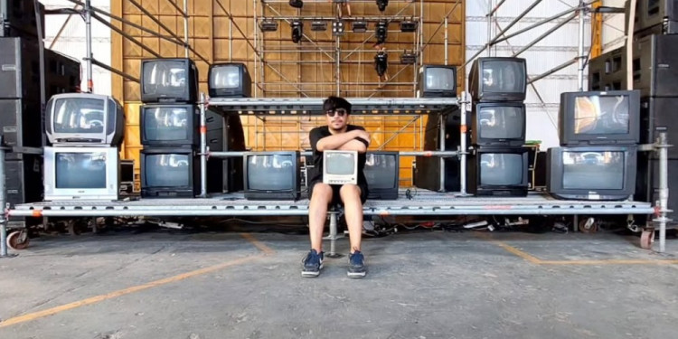 "AVH acolor video home": las instalaciones de Walter Guasco en el anexo MMAMM