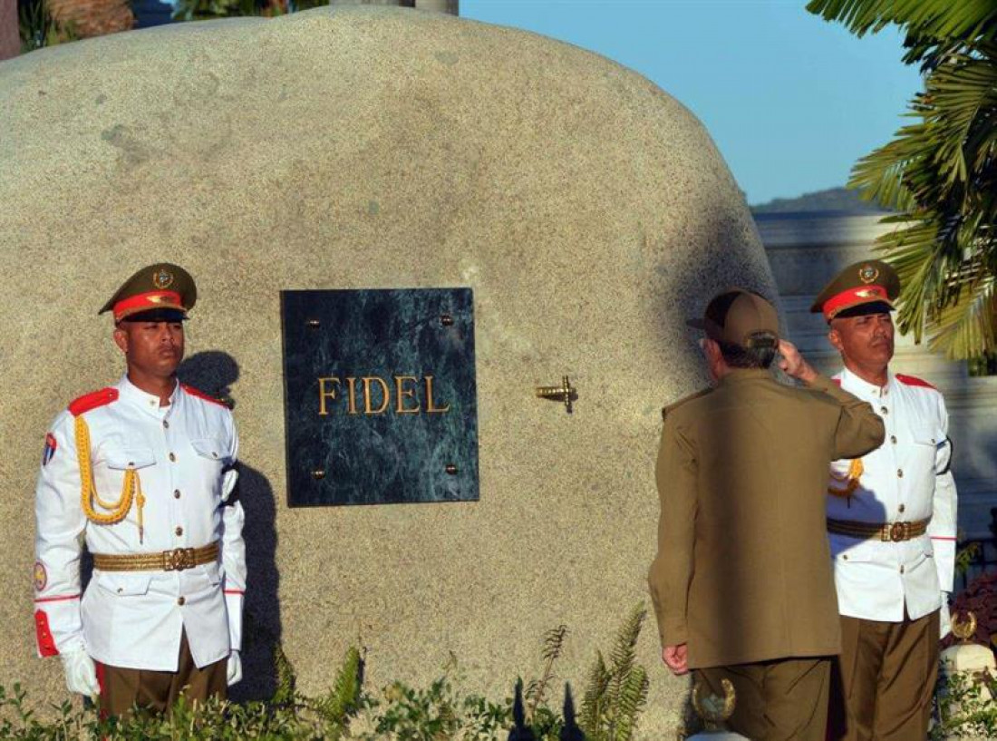 Los restos de Fidel Castro ya descansan en Santiago de Cuba