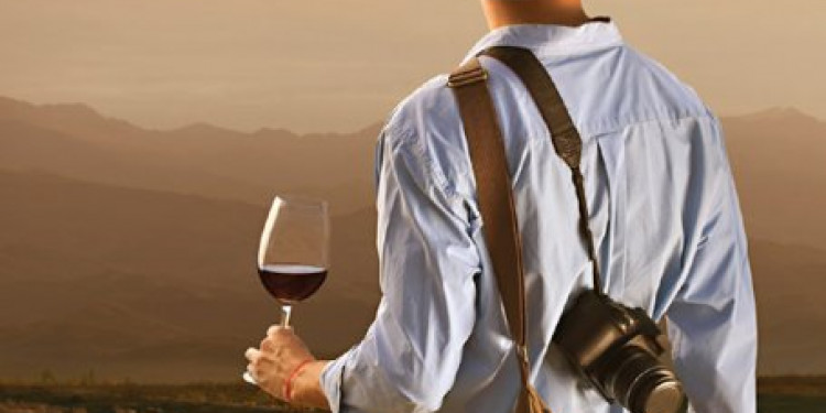 Presentarán "Turismo del vino" de Gabriel Fidel