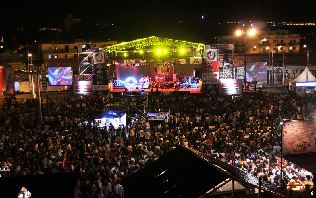 Emir Kusturica en la Fiesta de la Cerveza de Godoy Cruz