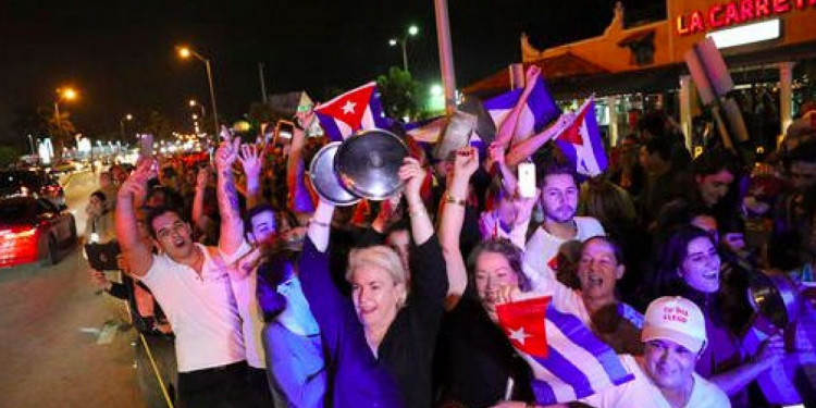Miami de fiesta: Fidel ha muerto