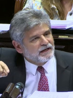 Filmus: "Hace falta una legislación que proteja a la Cultura"
