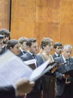 El Coro Universitario festeja aniversario con un concierto homenaje