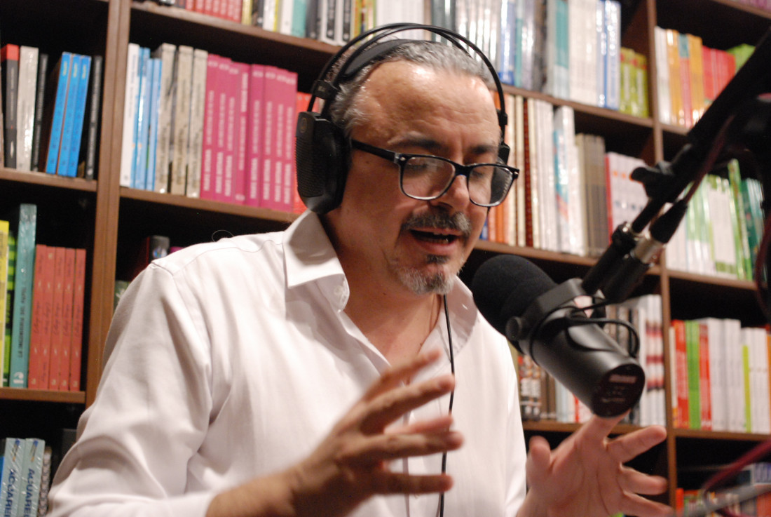 García Urbani y un libro que reúne a dos grandes de la poesía y el tango
