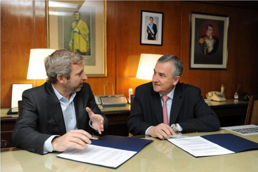 Coparticipación: cuatro provincias acordaron con Macri