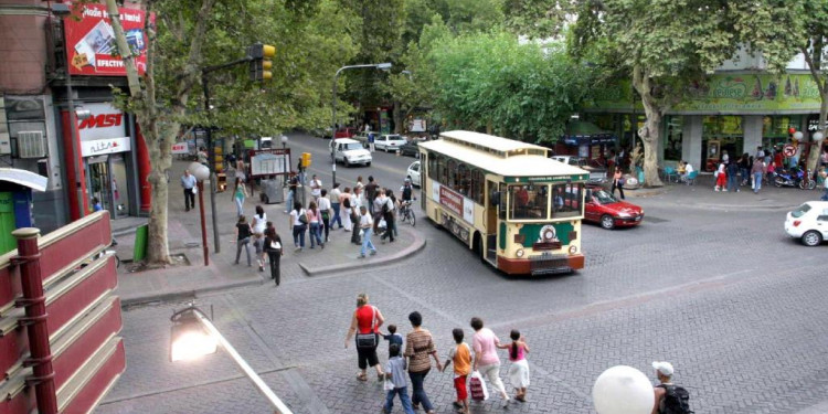 Chile quiere replicar nuestro "shopping a cielo abierto"