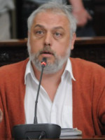 "El problemas son las leyes de avalúo e impositiva", señaló el diputado Fresina