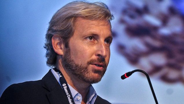 imagen Frigerio sobre el bono de fin de año: "Se están haciendo números"