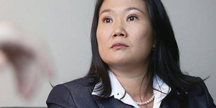 La hija de Fujimori lidera las encuestas para las presidenciales peruanas