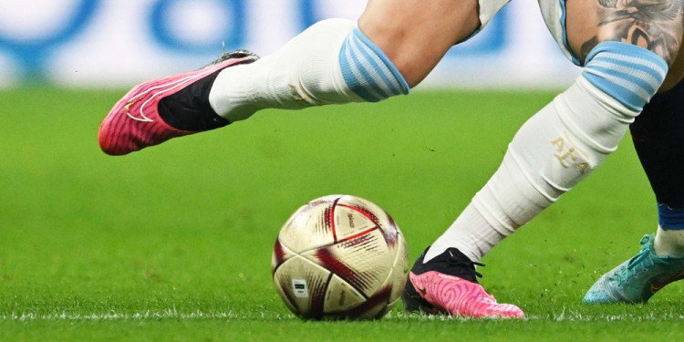 Ser futbolista: cómo viven la definición mundialista quienes conviven a diario con una pelota