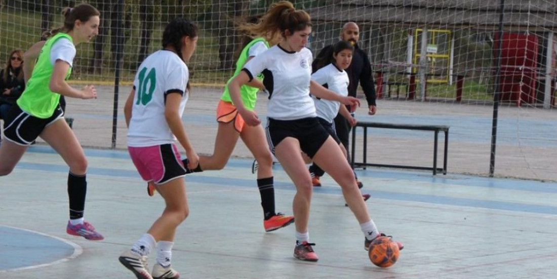 ¿Cómo viven las mujeres del fútbol la violencia en los partidos?