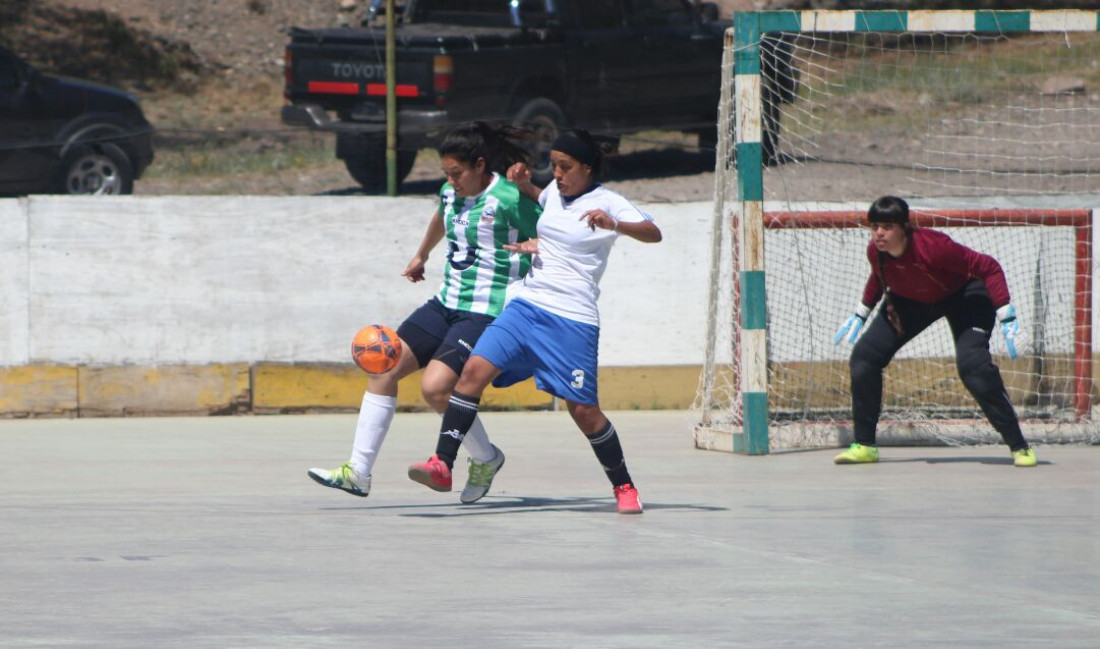 Futsal Femenino: UNSJ sacó pasaje