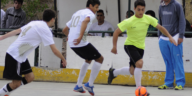 FUTSAL MASCULINO: AMPLIA VICTORIA DE IEF ANTE UNIVERSIDAD DE VILLA MERCEDES 