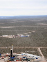 Los recursos naturales, como garantía del pago de la deuda externa