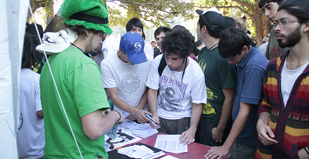 imagen Una multitud se "plantó" por la despenalización del cultivo y consumo de marihuana