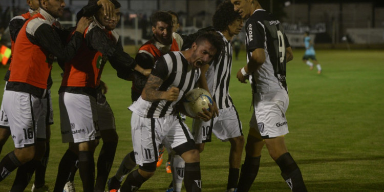 Patricio Cucchi: "Queremos ganar todo"