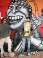 Un artista plástico que embellece con sus murales la ciudad de Mendoza