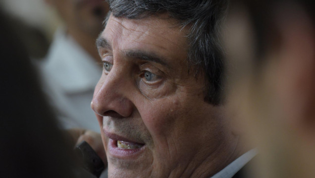 imagen No es él sino su sombra